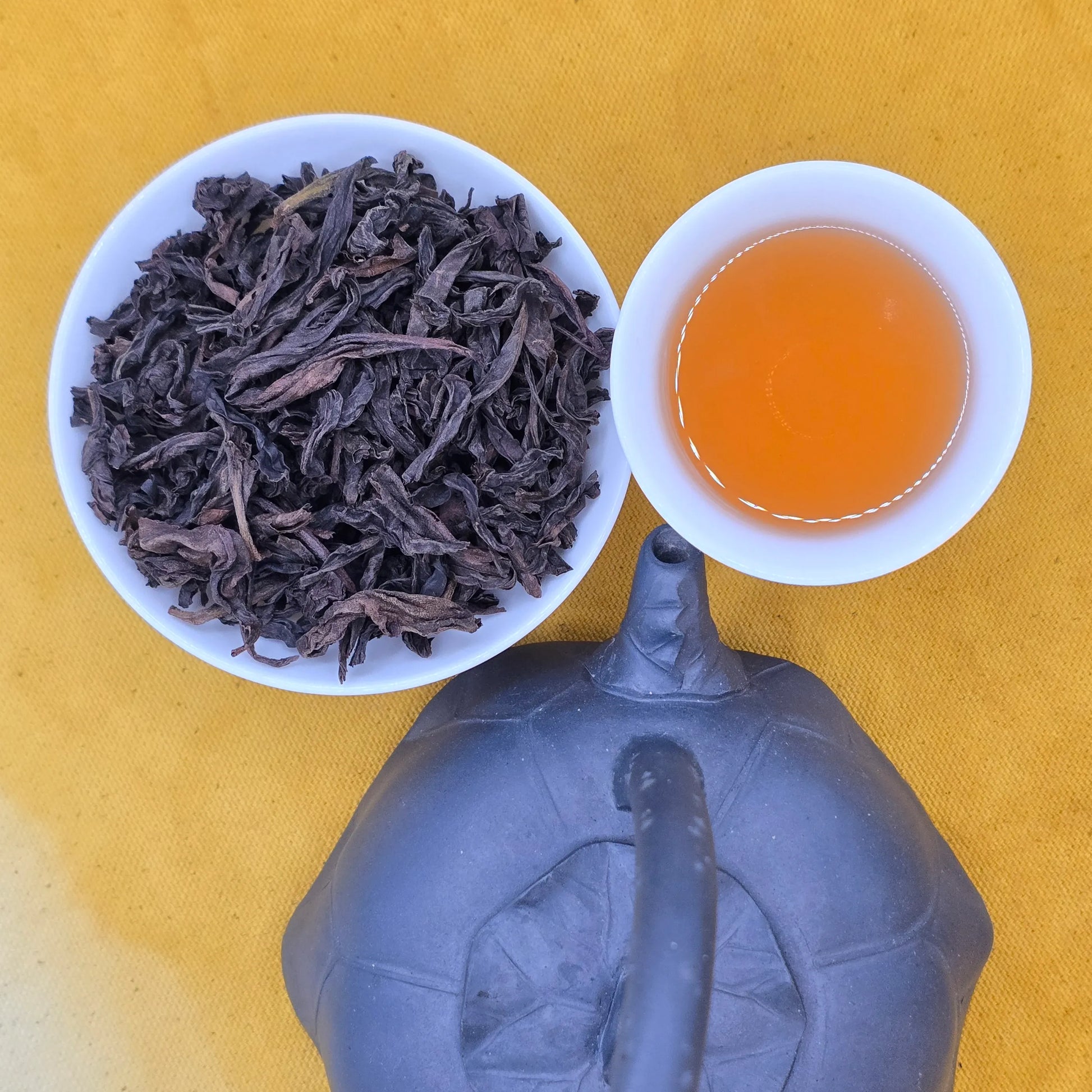 Wuyi Rock Tea, Shui Xian Yancha Oolong Tea from the Wuyi Mountains, Fujian Province, China.
