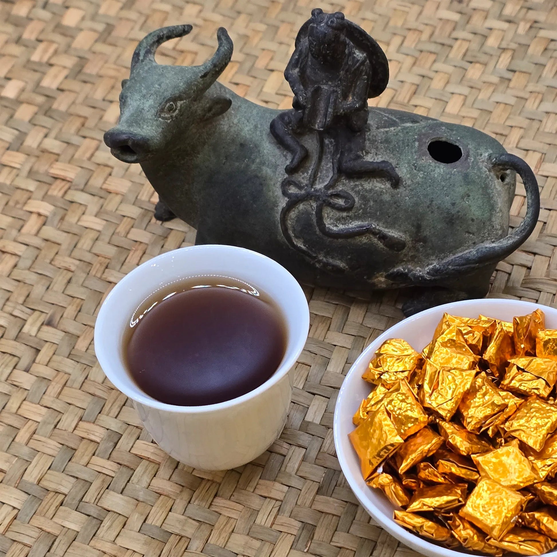 Toppest Old Tree Aged Cha Gao Tea - Great Tea!