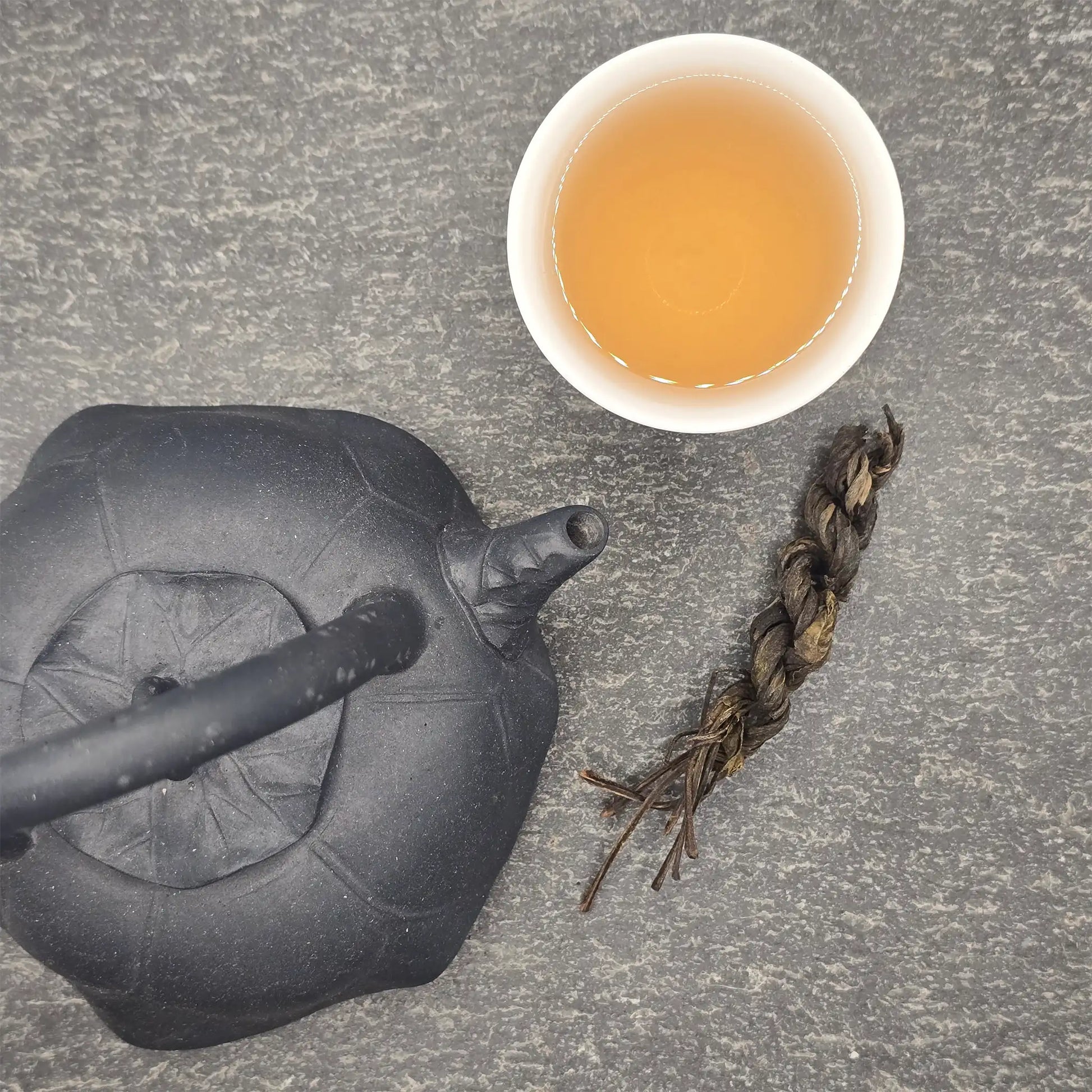 Traditional Handmade Da Xue Shan Bianzi Cha, Snowy Mountain Braided Raw Puer