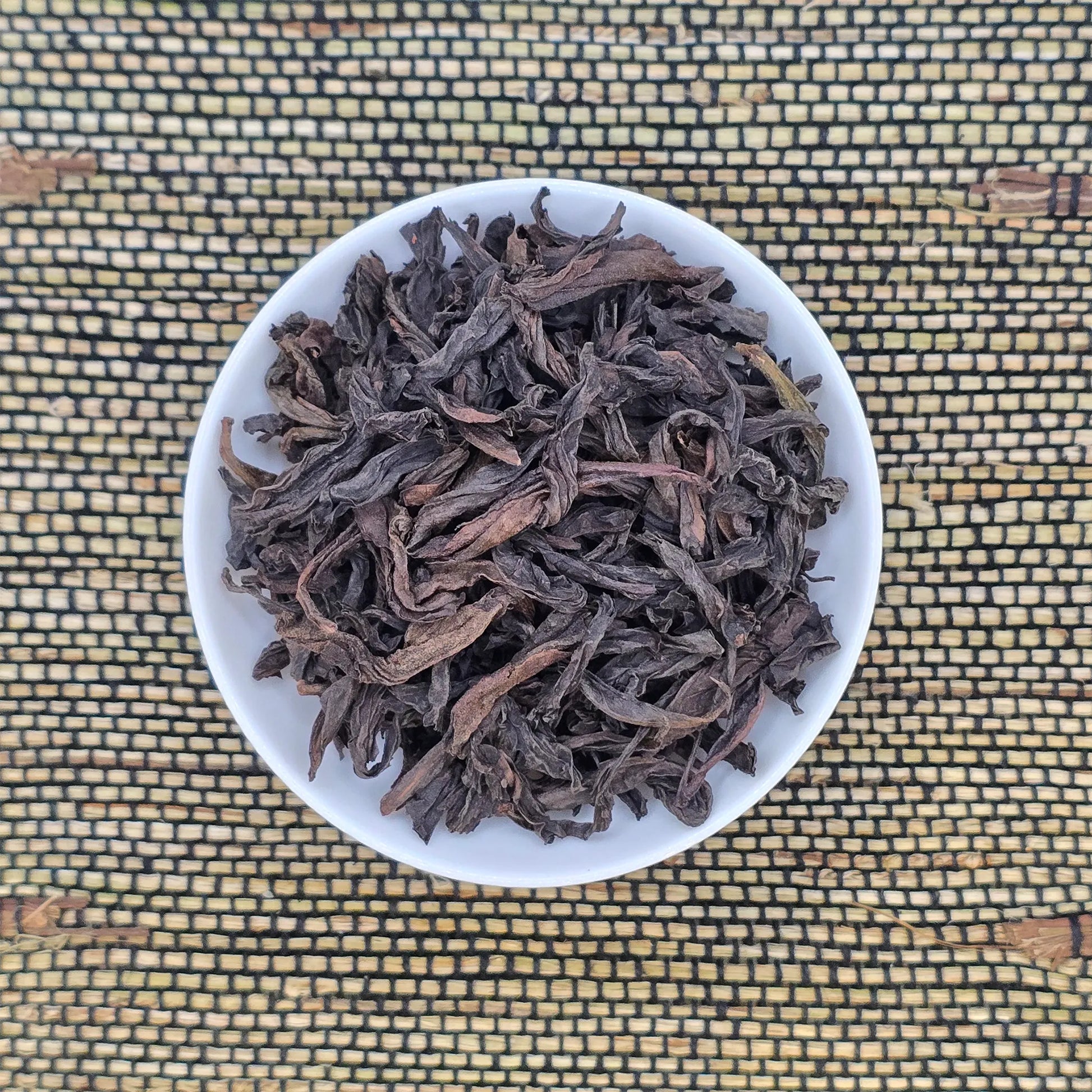 High-Grade Wuyi Rock Tea, Oolong Tea from the Wuyi Mountains.