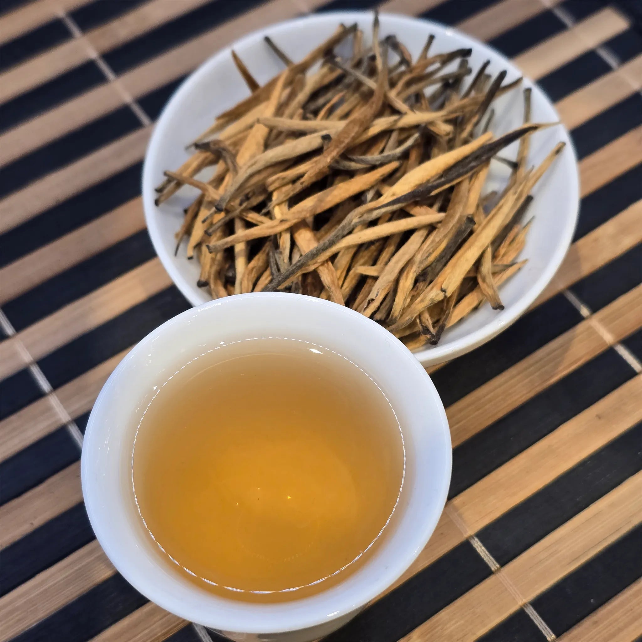 Yunnan Big Leaf Honey Fragrant Dianhong – Big Gold Needle Black Tea - Great Tea!