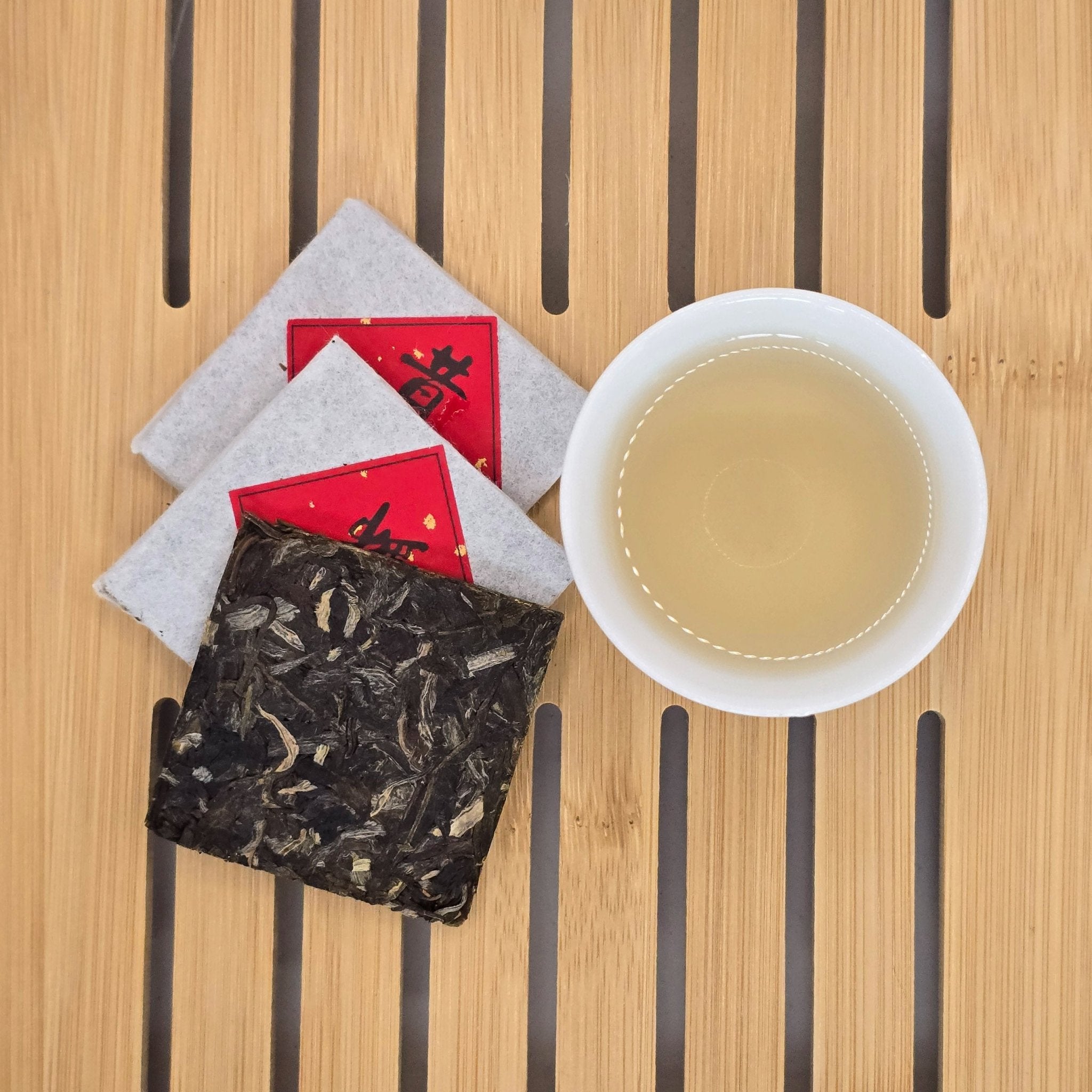 Yunnan Old Tree Sheng Puerh – 8g Biscuit Raw Puer Tea - Great Tea!