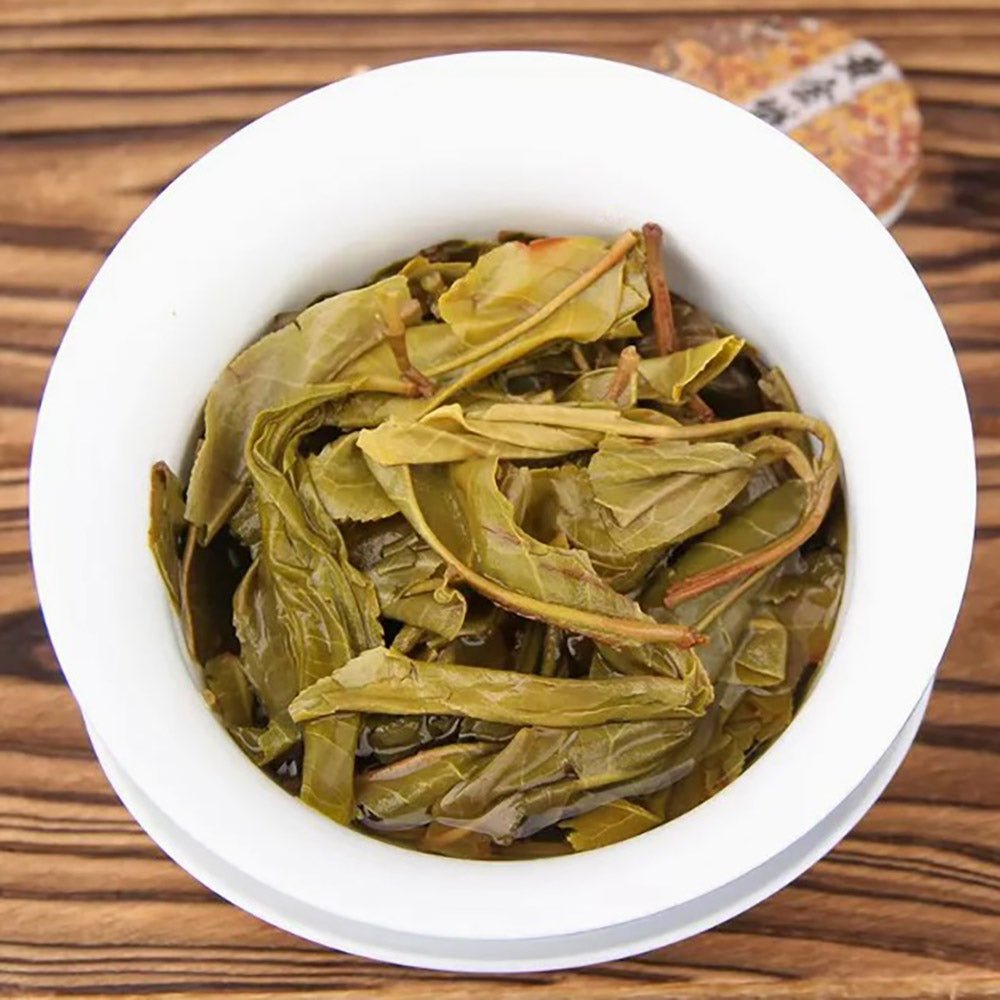 Yunnan Old Tree Sweet Golden Green Puer Tea – 6g Biscuit - Great Tea!